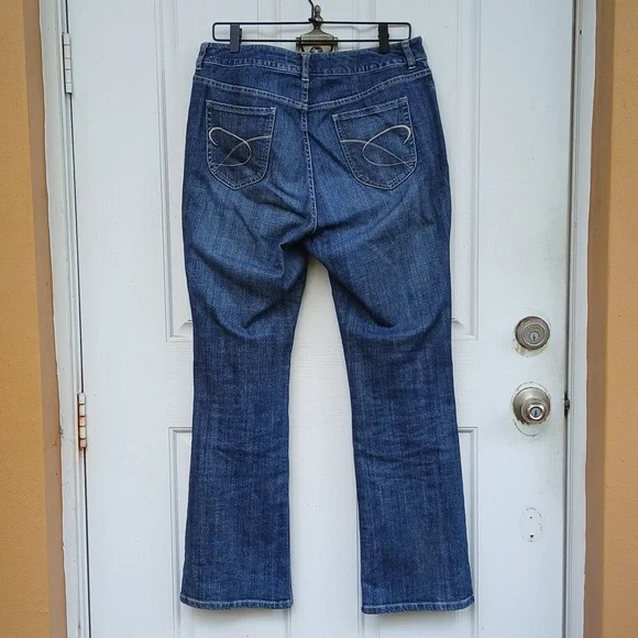 CHICOS Boot Cut Denim Jeans Sz 1.5 / 10 - Picture 3 of 5